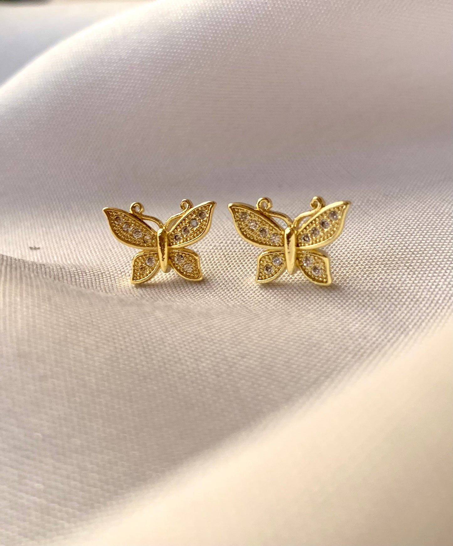 Butterfly golden studs