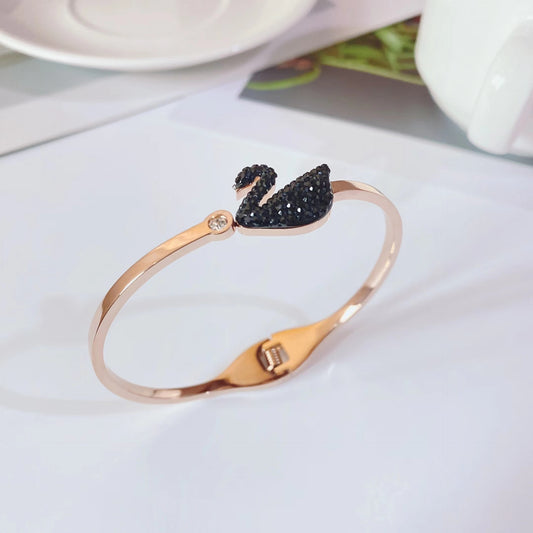 Black swan bracelet (Rosegold)